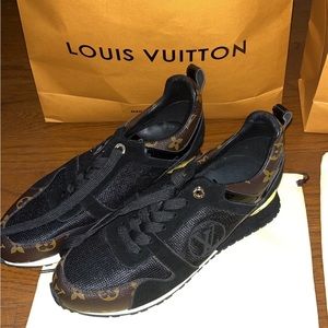 Louis Vuitton Sneakers